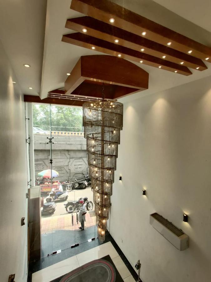 Hotel Super Collection O Amritsar Near Railway Station Exterior foto