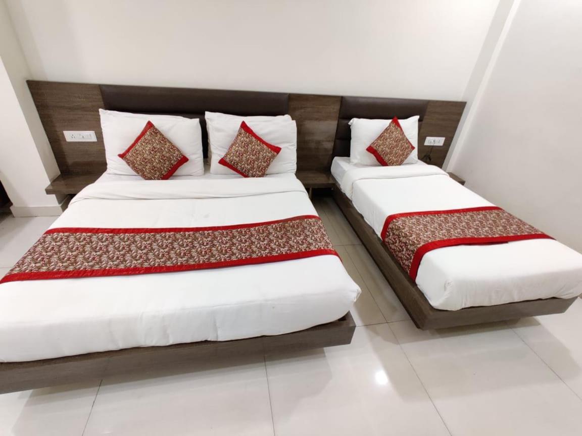 Hotel Super Collection O Amritsar Near Railway Station Exterior foto