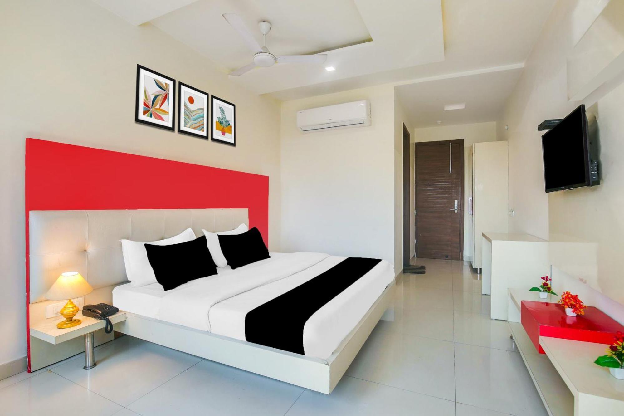 Hotel Super Collection O Amritsar Near Railway Station Exterior foto